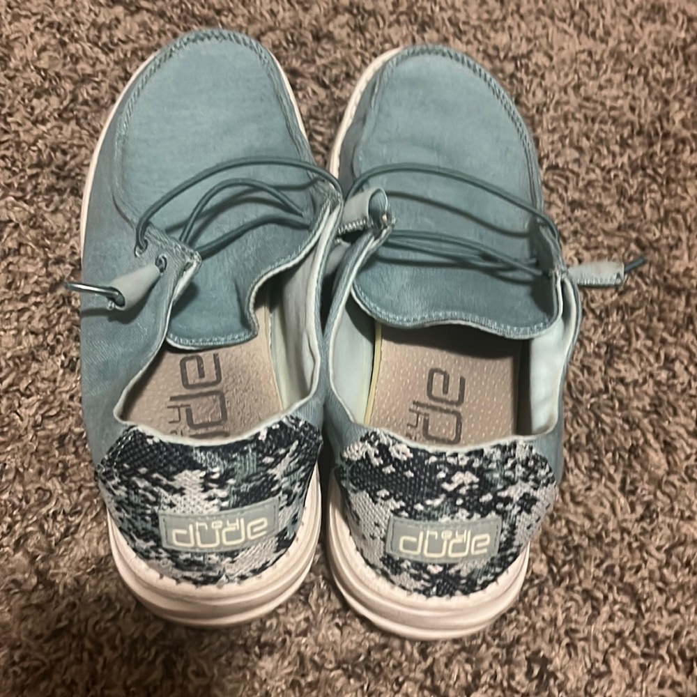 Hey Dude women’s size 9
